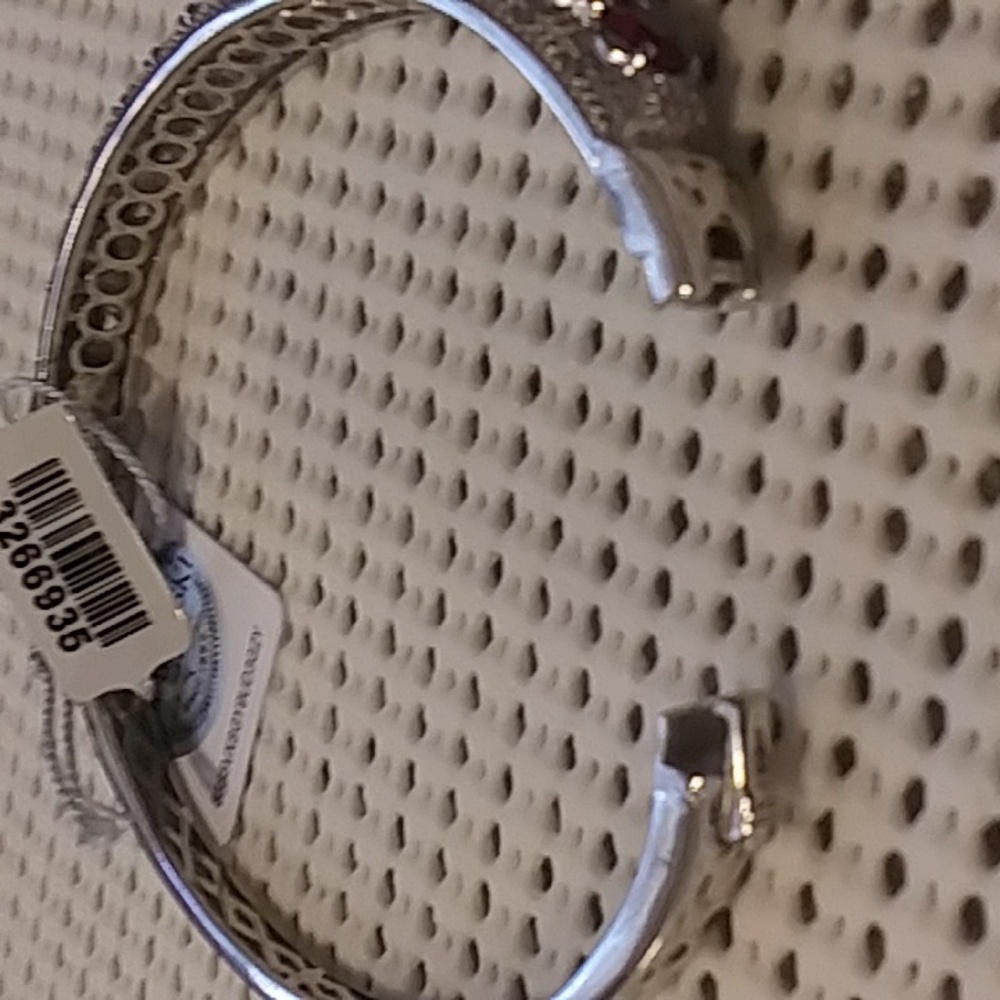 Bangle Bracelet - Picture 3 of 5